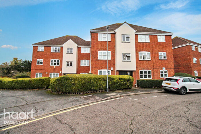 1 Bedroom Flat To Rent In Butteridges Close, Dagenham, RM9