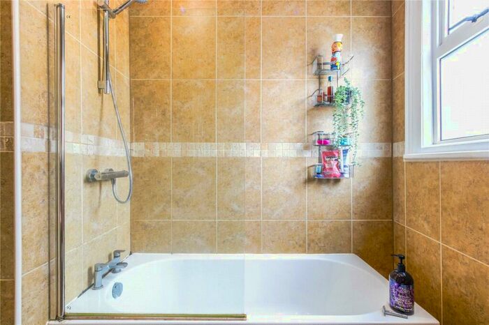 2 Bedroom Apartment For Sale In Winchester Road, Bristol, BS4