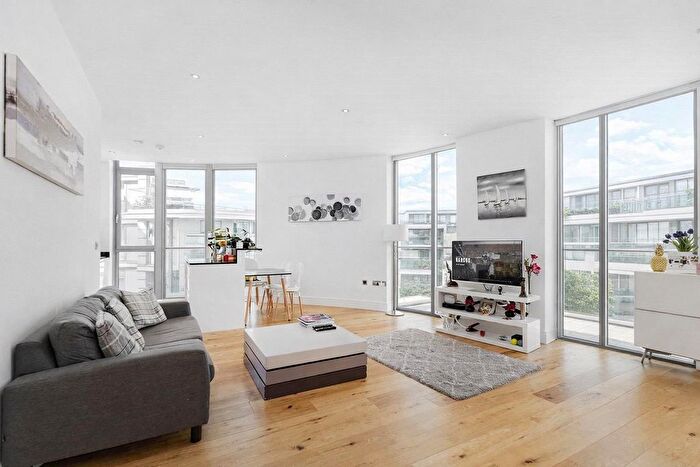 3 Bedroom Flat For Sale In Signal House, , Seager Place, SE8