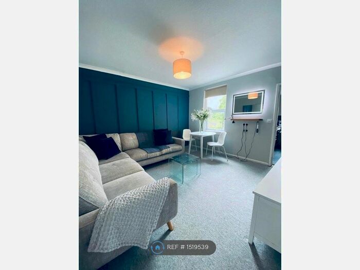 4 Bedroom End Of Terrace House To Rent In Coronation Avenue, Bath, BA2