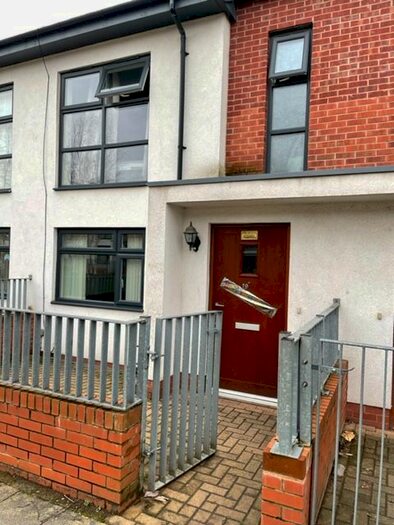 3 Bedroom Terraced House To Rent In Carnival Place, Manchester, M14