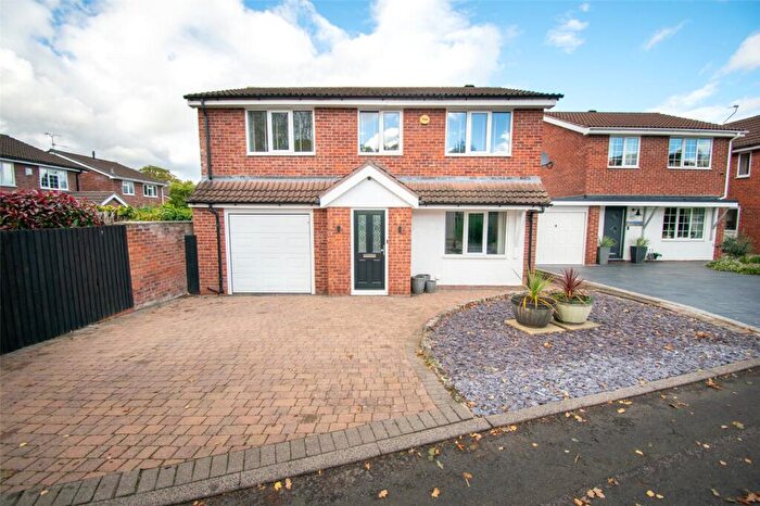 4 Bedroom Detached House For Sale In Ryecroft Close, Middlewich, CW10