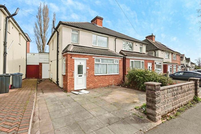 3 Bedroom Semi Detached House For Sale In Norton Crescent, Birmingham, B9