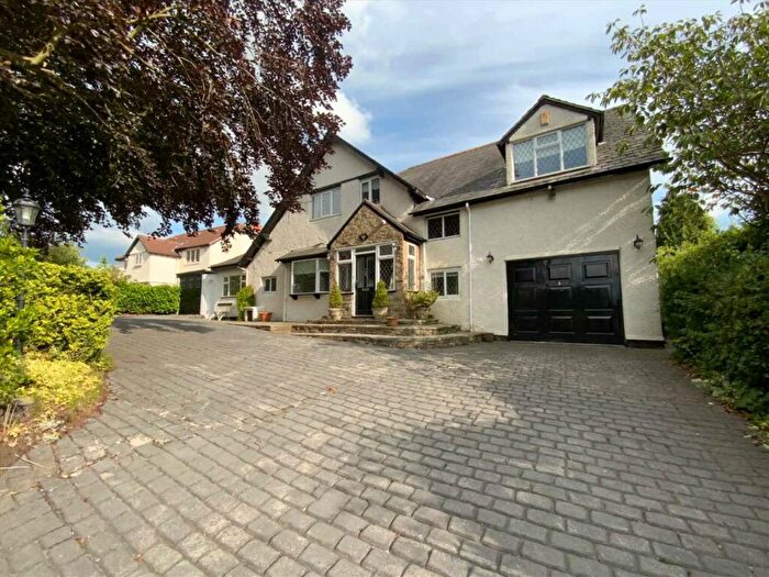 4 Bedroom Detached House For Sale In Longhurst Lane Mellor, SK6