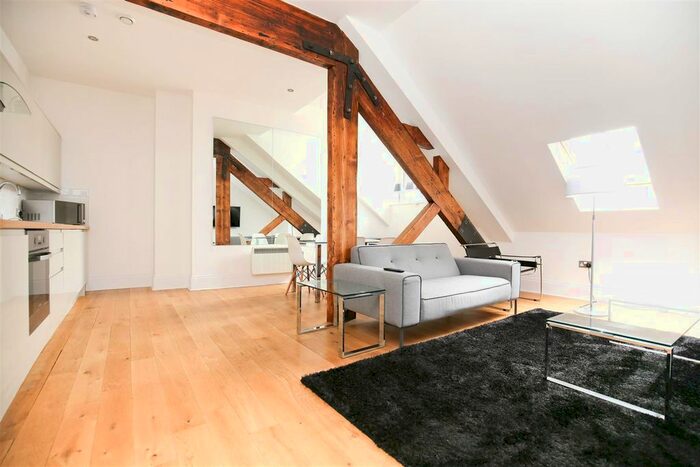 3 Bedroom Flat To Rent In Grainger Street, Newcastle Upon Tyne, NE1