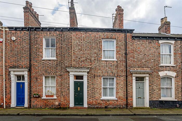 2 Bedroom Terraced House For Sale In Fairfax Street, Bishophill, York, YO1