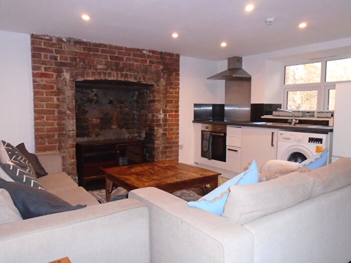 1 Bedroom Flat To Rent In St Georges Place, Brighton, Brighton & Hove, BN1