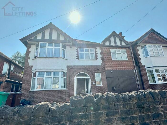 Studio To Rent In Wollaton Road, Nottingham, NG8