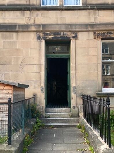 3 Bedroom Flat To Rent In Arden Street, Edinburgh, EH9