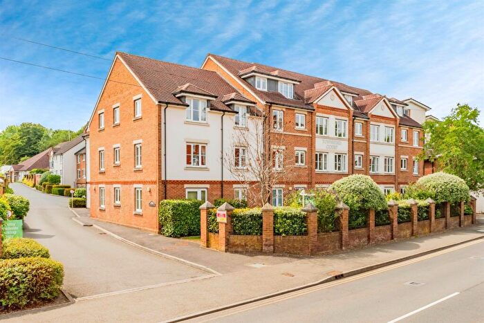 1 Bedroom Apartment For Sale In High Street South, Rushden, NN10