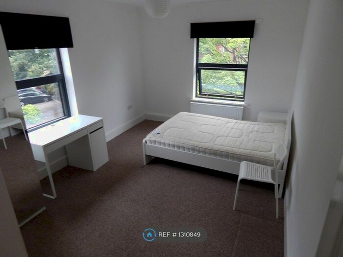 2 Bedroom Flat To Rent In Clarendon Road, Leed LS2