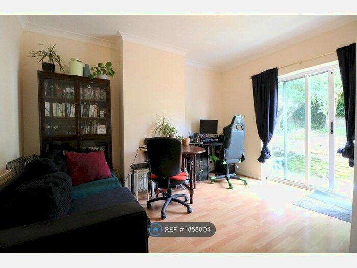 4 Bedroom Terraced House To Rent In Carlisle Avenue, London, W3