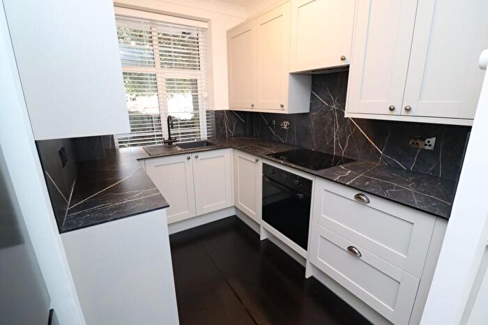 2 Bedroom Apartment To Rent In Odessa Street, Surrey Quays, SE16