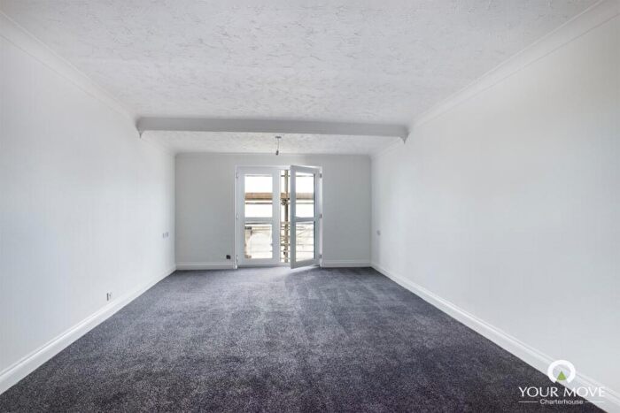 2 Bedroom Flat To Rent In Fort Hill, Margate, Kent, CT9