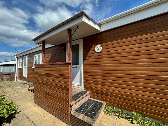 1 Bedroom Detached House For Sale In Mount View, Landkey Road, Barnstaple, EX32