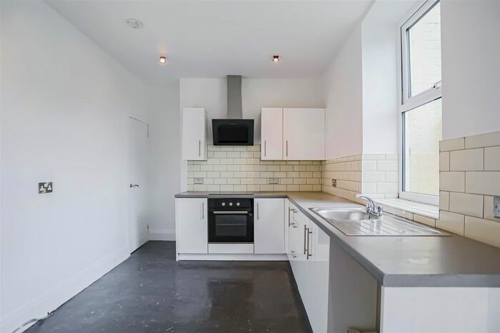 2 Bedroom End Of Terrace House To Rent In Todmorden Road, Bacup, OL13