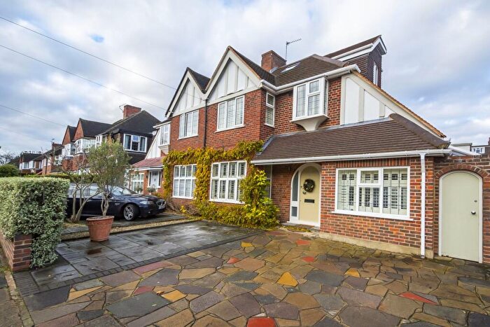 5 Bedroom Semi Detached House To Rent In Arundel Road Kingston Upon Thames, KT1