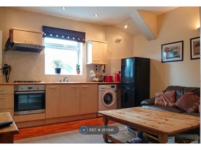 2 Bedroom Flat To Rent In Mayfield Rd, Birmingham, B13