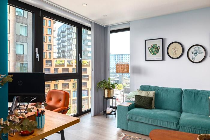 1 Bedroom Flat For Sale In Mill Stream Apartments, Station Road, London, N17