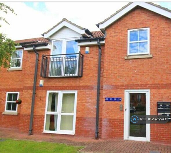 2 Bedroom Flat To Rent In Cheltenham Court, Darlington, DL2