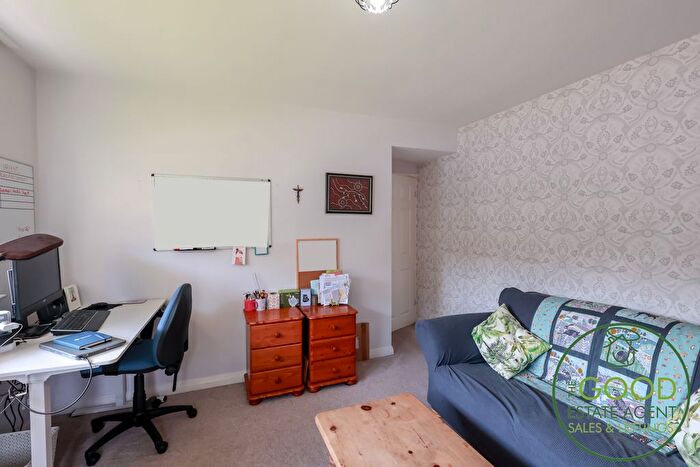 4 Bedroom Detached House For Sale In St. Helens Close, Preston, PR3