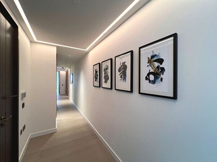 3 Bedroom Flat To Rent In Apartment, River Park Tower, Nine Elms Lane, London, SW8