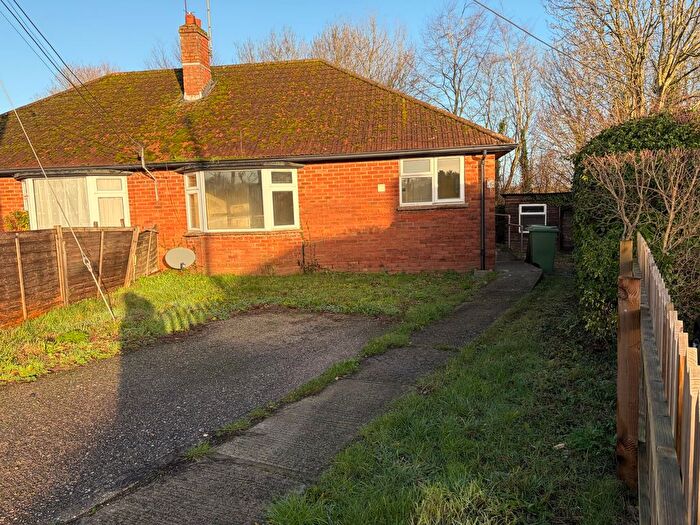 1 Bedroom Bungalow For Sale In Church Side, East Ilsley, Newbury, Berkshire, RG20
