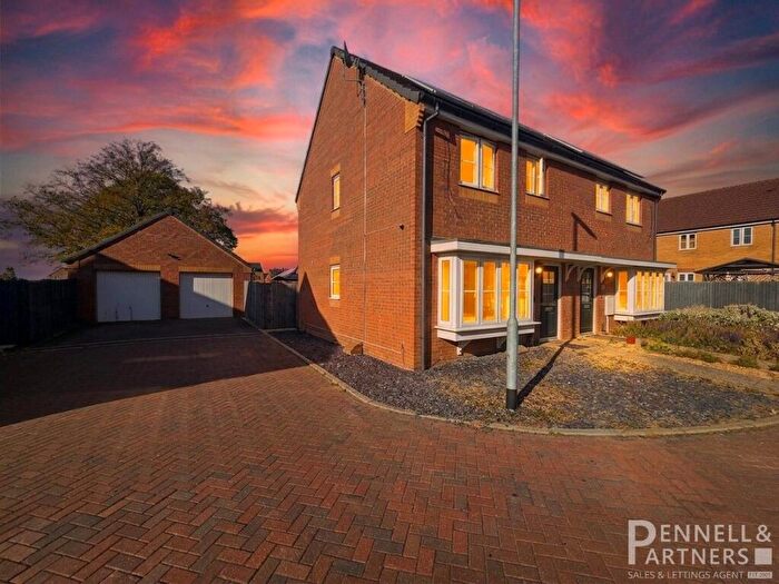 3 Bedroom Semi-Detached House For Sale In Harebell Close, Whittlesey, Peterborough, PE7