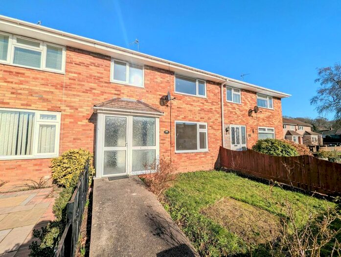 3 Bedroom Terraced House To Rent In Caernarvon Crescent, Llanyravon, Cwmbran, NP44