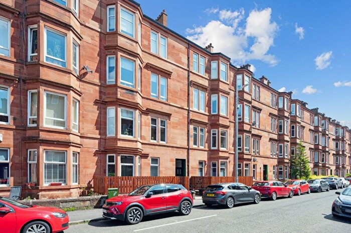 2 Bedroom Flat To Rent In Cartvale Road, Battlefield, Glasgow, G42