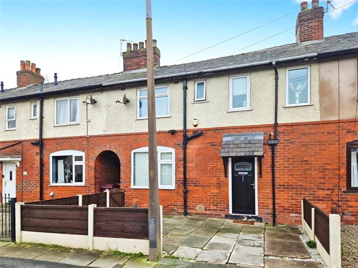 3 Bedroom Terraced House For Sale In Howard Avenue, Kearsley, Bolton, BL4