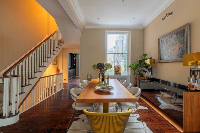 4 Bedroom Property To Rent In Finborough Road, Chelsea, SW10