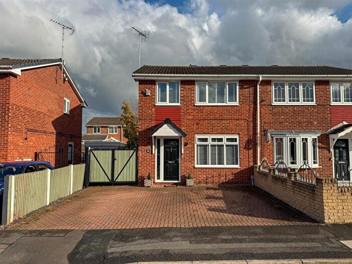 3 Bedroom Semi-Detached House For Sale In Avon Way, Worksop, S81