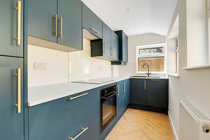 3 Bedroom End Of Terrace House For Sale In Marshall Street, Sherwood, NG5