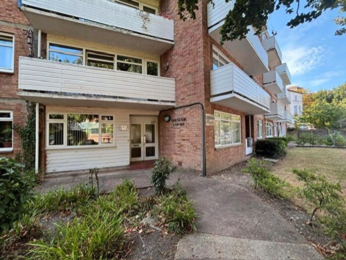 2 Bedroom Flat For Sale In Merton Road, Spencer Court Merton Road, PO5