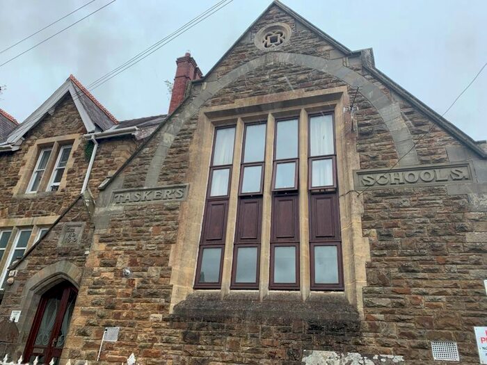 2 Bedroom Flat To Rent In Tower Hill, Haverfordwest, SA61