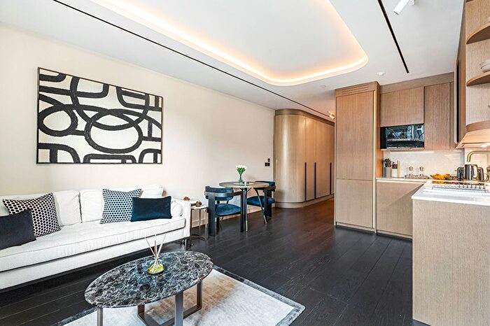 1 Bedroom Flat For Sale In Fareham Street, London, W1F