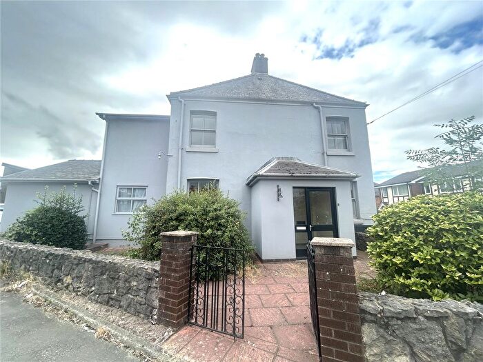 4 Bedroom Detached House To Rent In Llanidloes Road, Newtown, Powys, SY16