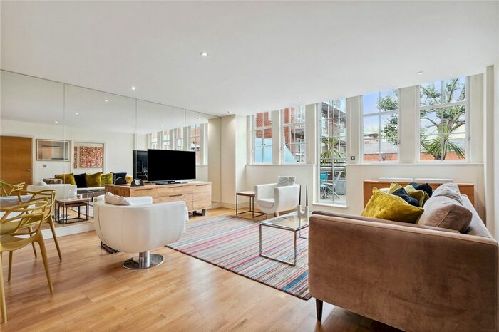 3 Bedroom Flat To Rent In Romney House, Marsham Street, London, SW1P