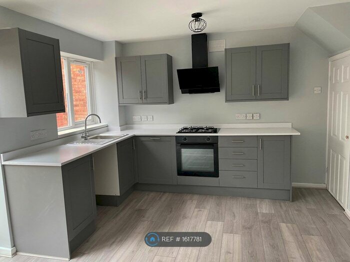 3 Bedroom Detached House To Rent In Marnel Drive, Wolverhampton, WV3