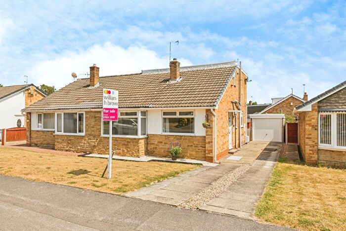 3 Bedroom Semi-Detached Bungalow For Sale In Fernlea Close, Crofton, Wakefield, WF4