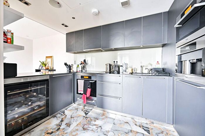 2 Bedroom Flat To Rent In Chelsea Creek, Chelsea Creek, London, SW6