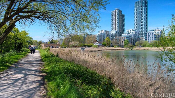 1 Bedroom Flat For Sale In Goodchild Road, London, N4