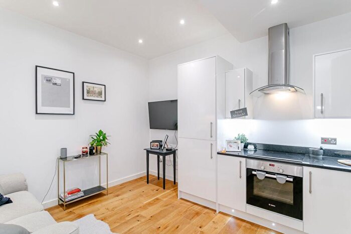 1 Bedroom Apartment To Rent In Hounds Gate, Hounds Gate Court, NG1