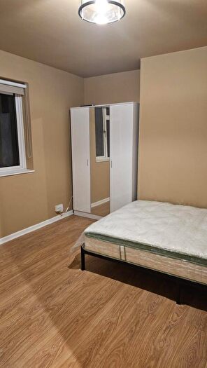 3 Bedroom Flat To Rent In Hawthorn Avenue, CO4