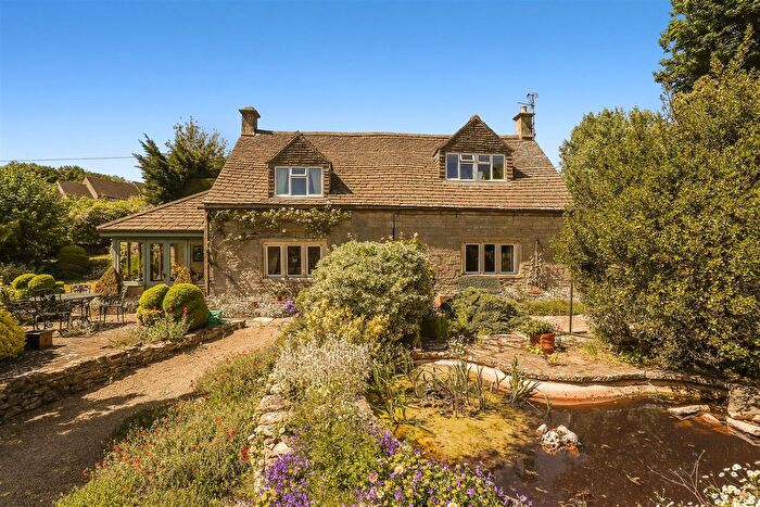 3 Bedroom Detached House For Sale In The Frith, Chalford, Stroud, GL6