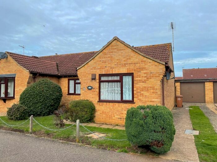 2 Bedroom Semi-Detached Bungalow To Rent In Richmond Road, Downham Market, PE38