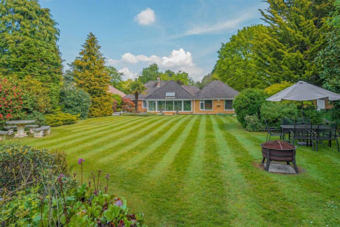 5 Bedroom Detached Bungalow For Sale In Yatesbury Close, Wrecclesham, Farnham, GU9