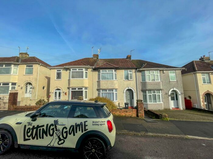 4 Bedroom House To Rent In Mackie Road, Filton, Bristol, BS34