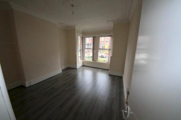 2 Bedroom Flat To Rent In Hilton Road, Chapel Allerton Leeds, LS8